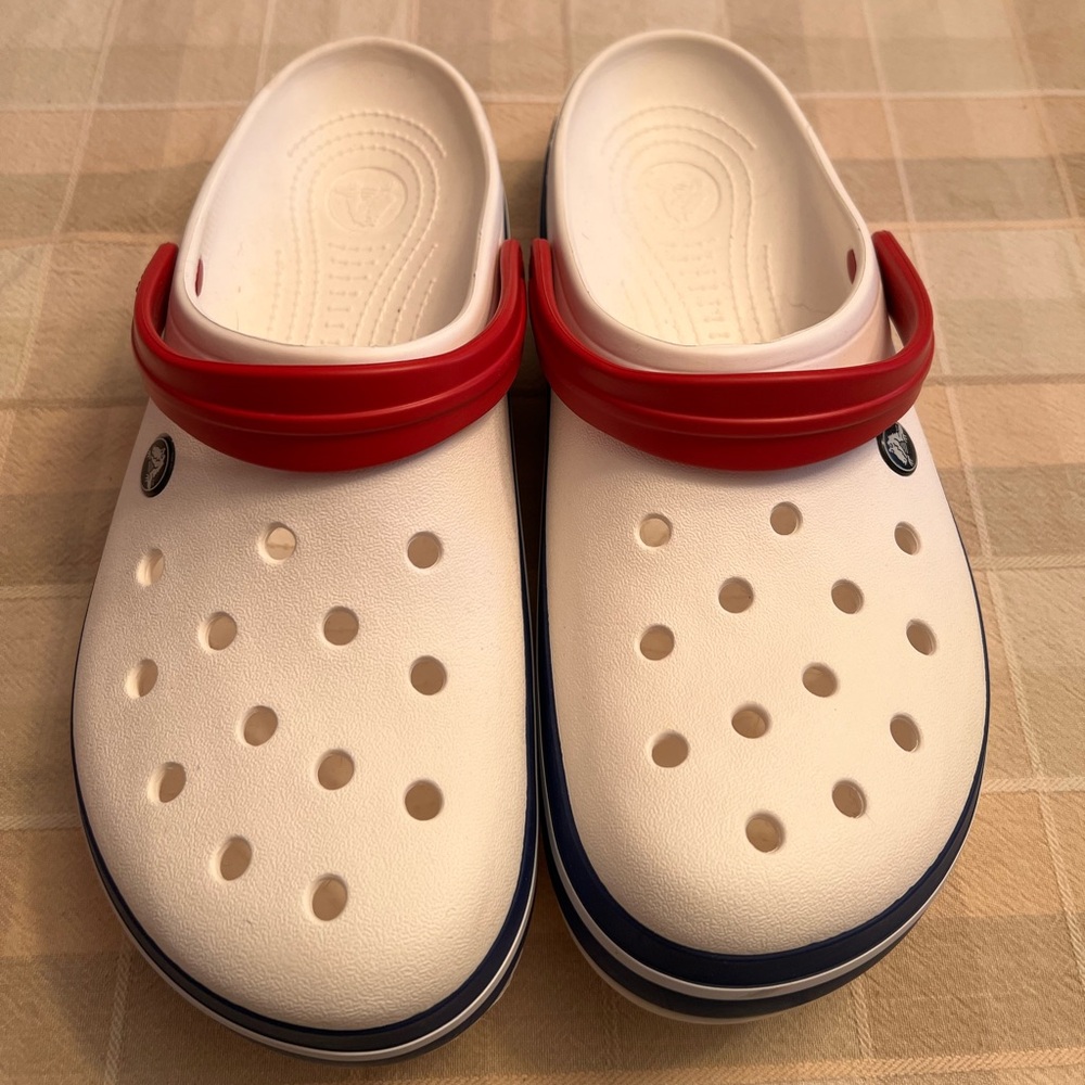 Croc’s “Crocband” shoe Men’s size 12.